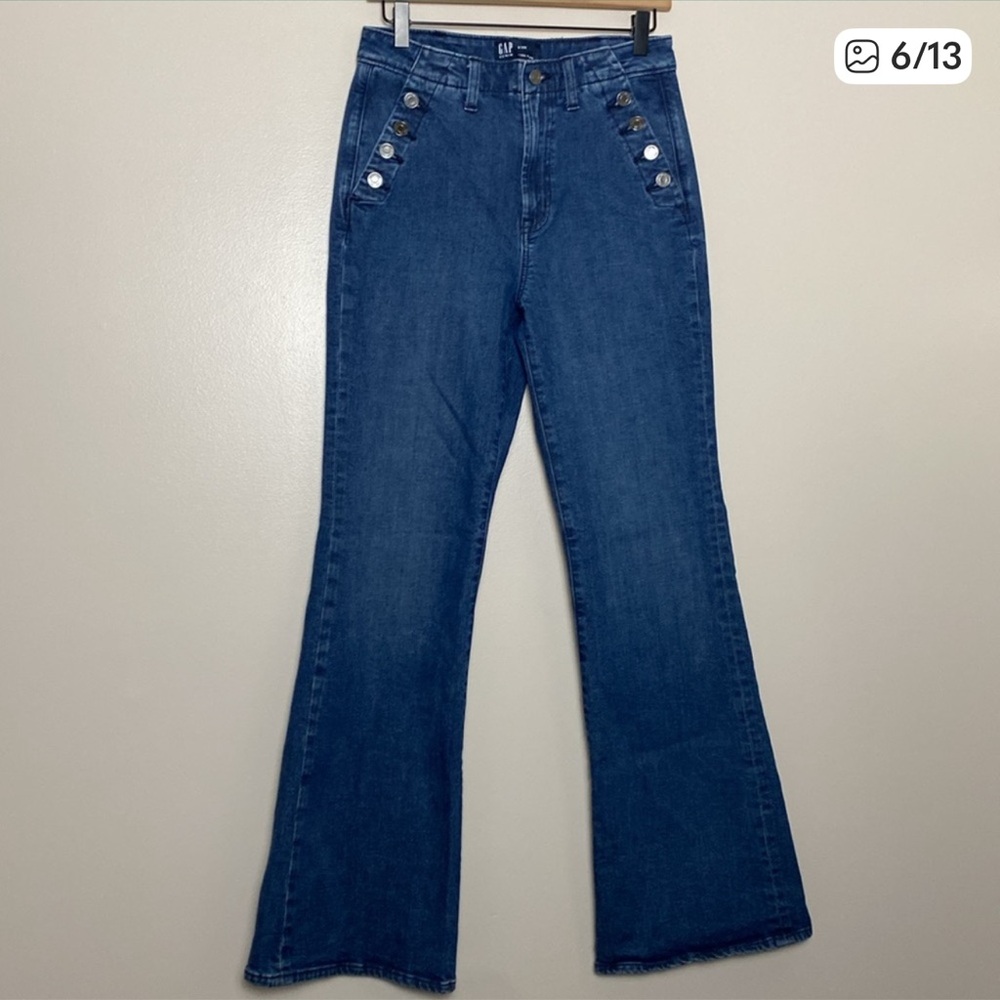 GAP High Rise '70s Flare Jeans Medium Wash Sailor Button Pockets Size 28 - Picture 6 of 10